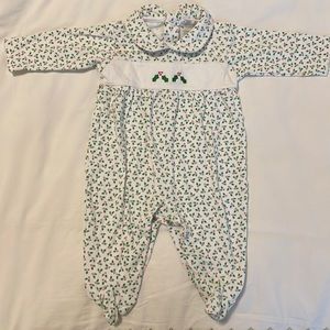 Kissy Kissy holiday footie. 3-6 months.